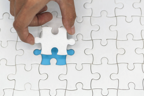 چگونه یک دختر را عاشق خود کنیم؟