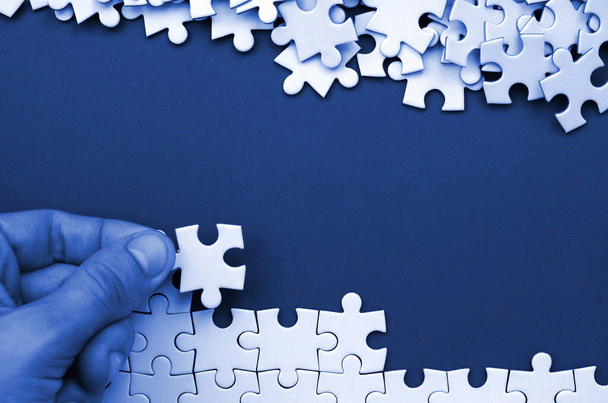 آموزش کامل بازاریابی آنلاین: 10 سوال متداول با پاسخ‌های جامع و کاربردی